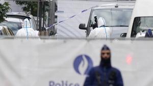 Съдия следовател в Париж повдигна обвинения на двама мъже които живеят