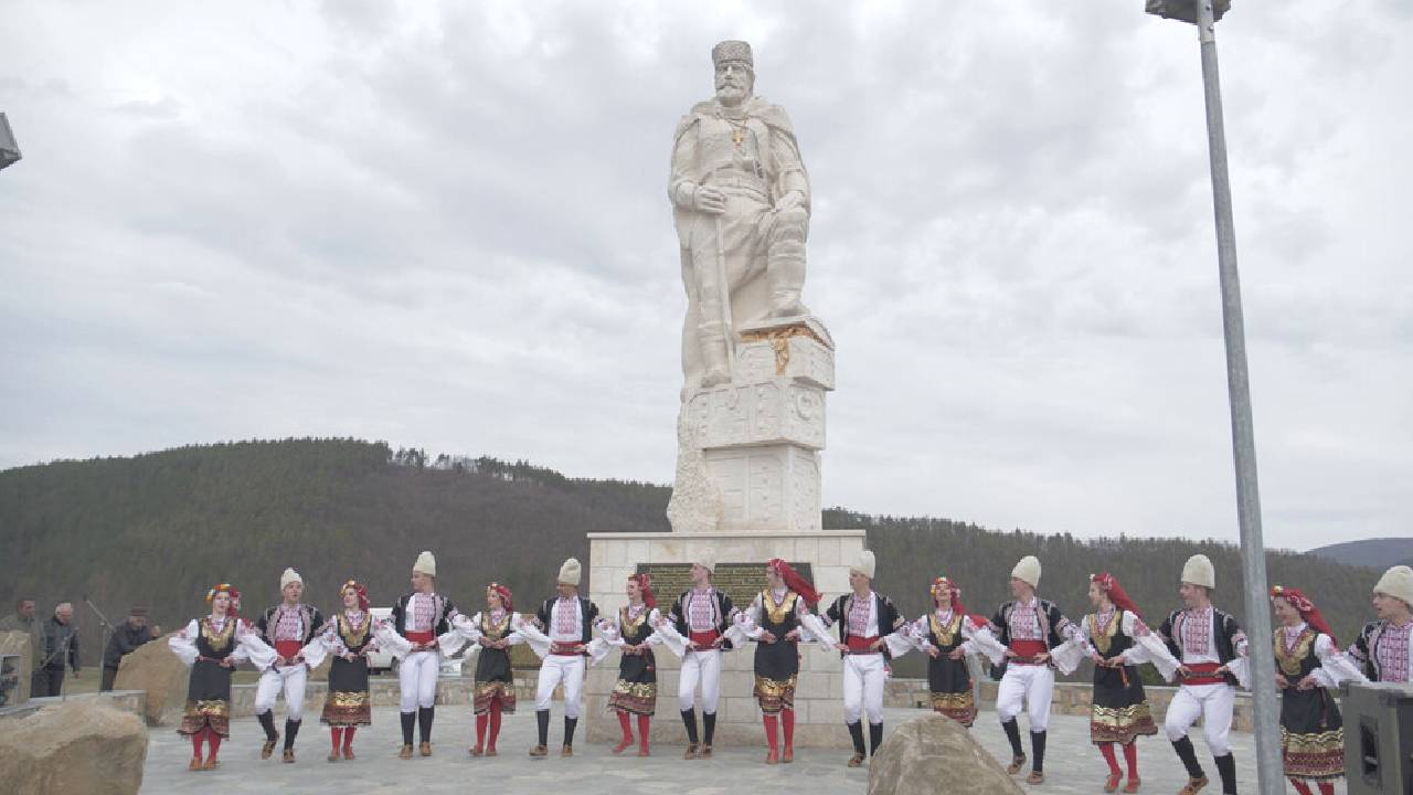 Паметник на Вълчан войвода
