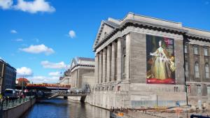 Известният с античните си експонати Пергамски музей в Берлин затваря