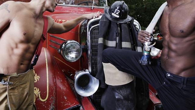 Горещо: Календарът на австралийските пожарникари за 2024 г. (СНИМКИ/ВИДЕО) 