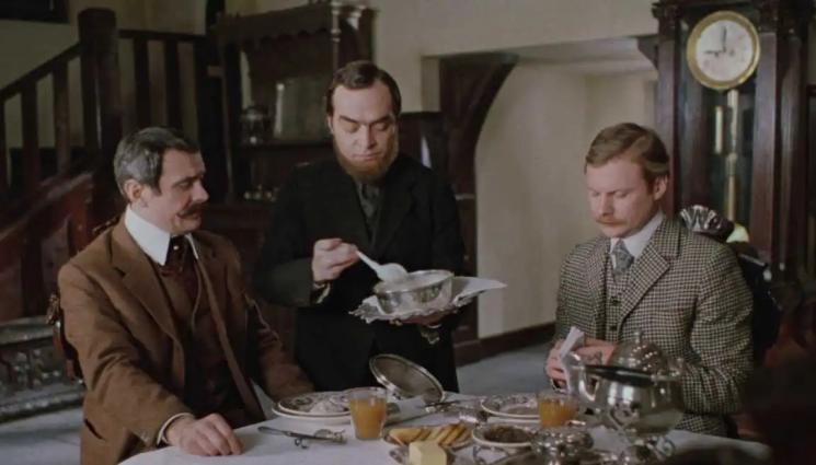 шерлок - ЗЛАТНО ВРЕМЕ: В кухнята на Шерлок Холмс и д-р Уотсън: Овесена каша за бистър ум (РЕЦЕПТА)