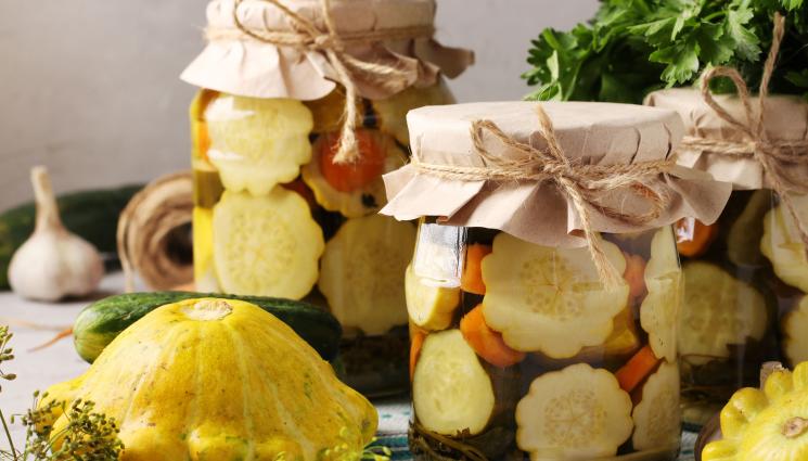 зимнина тиквички - ПРАКТИЧНИ СЪВЕТИ: Чичо Тиквичка си построи... буркан