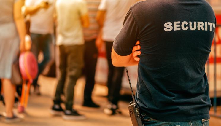 охранители - СВАЛЯТ ЦЕНЗА: Стават гардове само с основно образование!