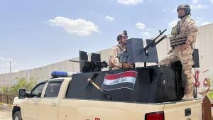 Иракски войници и кюрдски бойци от силите Пешмерга влязоха в