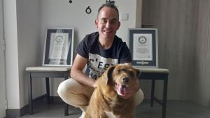 На 31 годишна възраст почина Боби най старото куче в света съобщиха