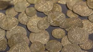 Шейсет и две монети от римската и средновековната епоха скрити