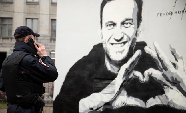 ЕС наложи санкции на руски учени за отравянето на Алексей Навални