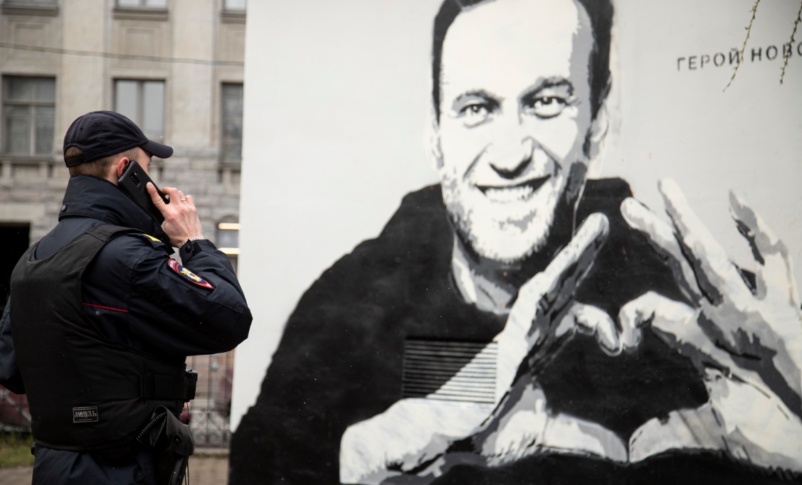 ЕС наложи санкции на руски учени за отравянето на Алексей Навални