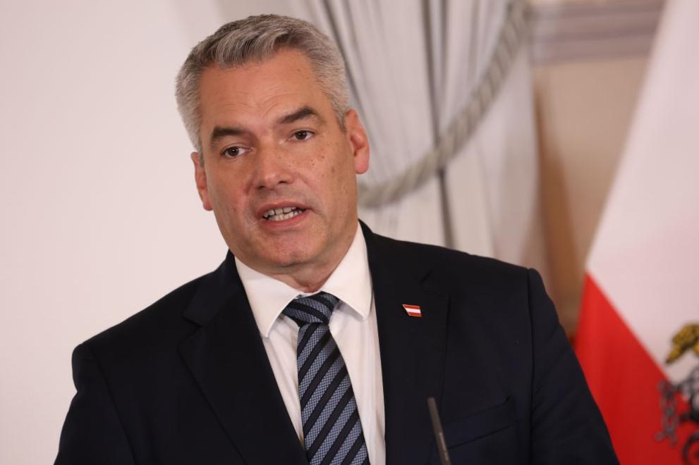  Карл Нехамер и Денков 