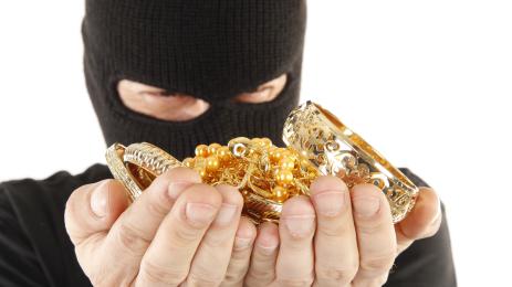 кражба бижута