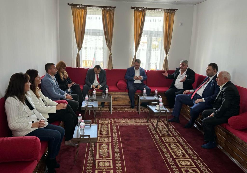 Делян Пеевски Търговище