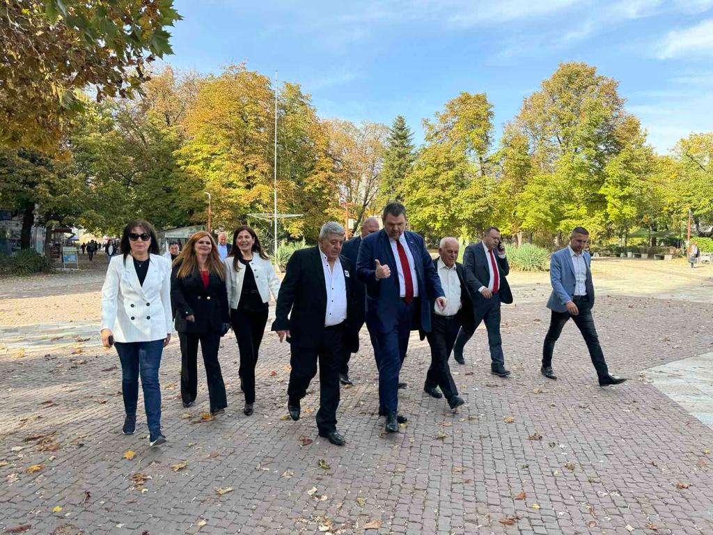 Делян Пеевски Търговище