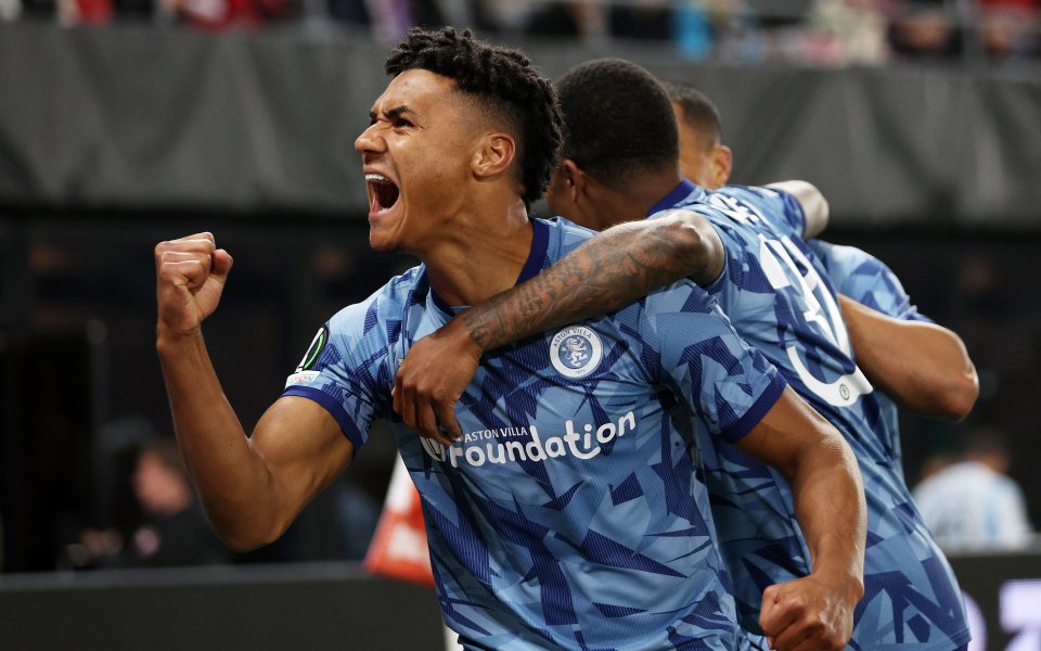 Астън Вила излезе еднолично в класирането в група Е“ на