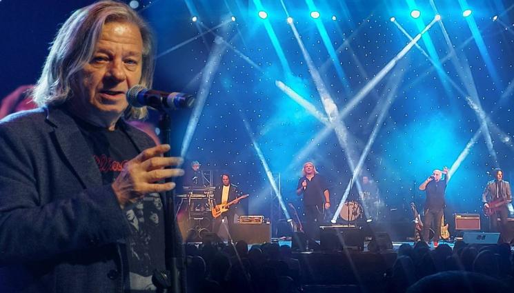 Александър Петров НДК концерт - ПО НОТИ:  Поетът Александър взриви НДК с юбилей! (СНИМКИ)