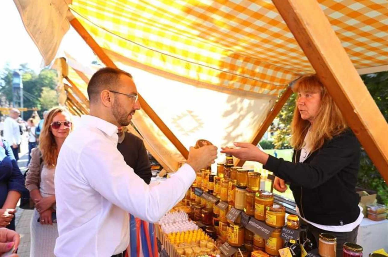 Антон Хекимян