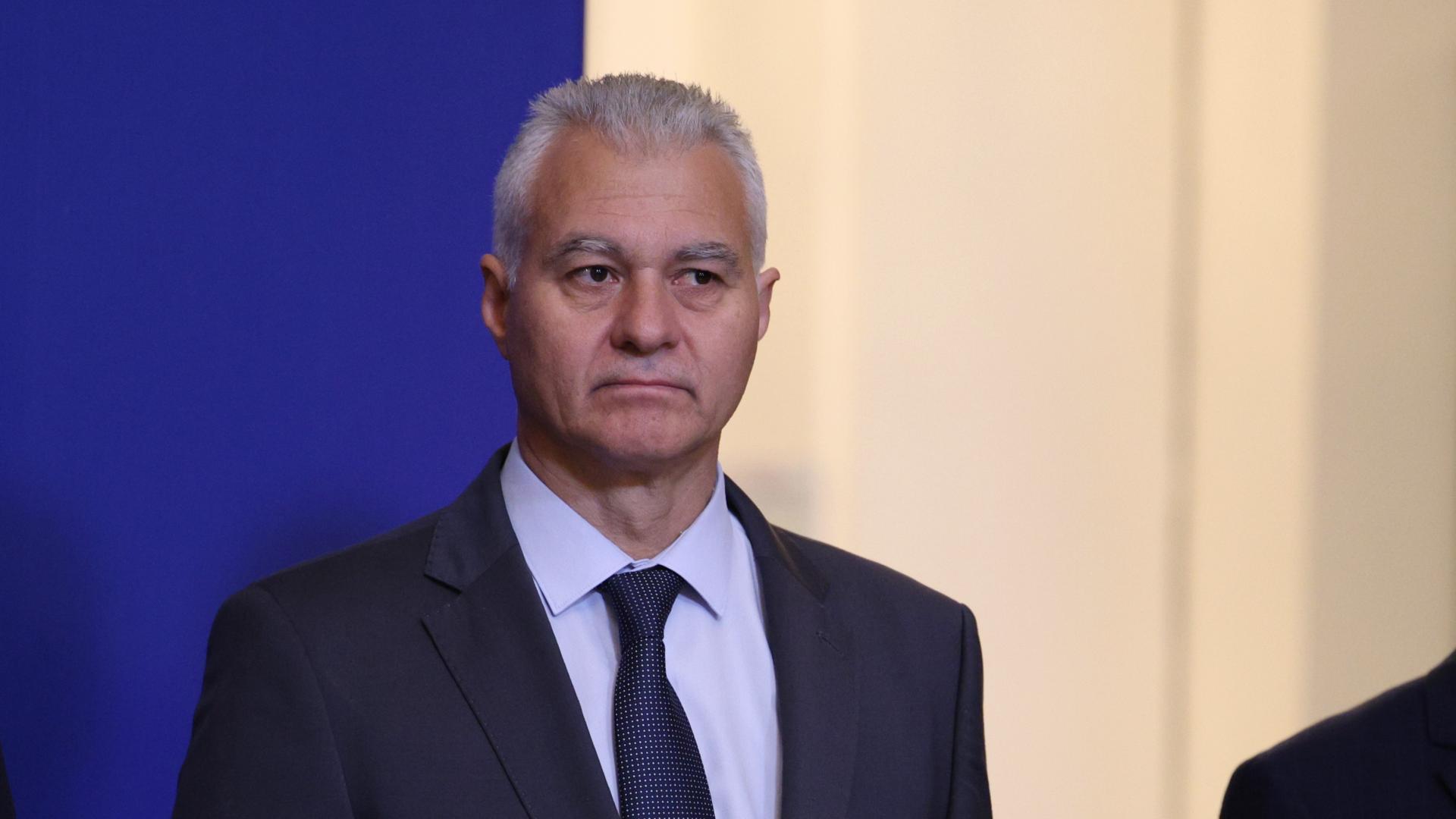 Бившият председателна ДАНС Пламен Тончев днес бе избран от парламента