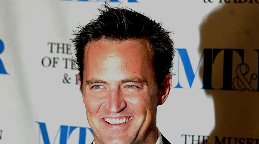 „Завинаги наш Приятел“: Невиждано емоционално сбогуване с Матю Пери заля мрежите (СНИМКИ/ВИДЕО)