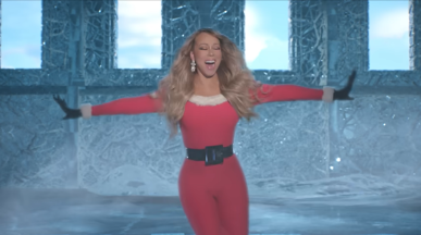 Mariah Carey поздрави Brenda Lee и публикува нов клип на “All I Want for Christmas Is You”