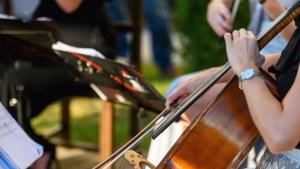 Музиканти от финландския град Турку пристигат специално за Есенния салон