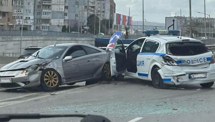 катастрофа Варна - НА НЯКОЛКО МАГИСТРАЛИ: Дрогиран помля патрулка, прати двама катаджии в спешното! (СНИМКИ)