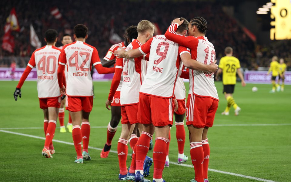 Байерн Мюнхен победи с 4:0 Борусия Дортмунд в Дер Класикер.