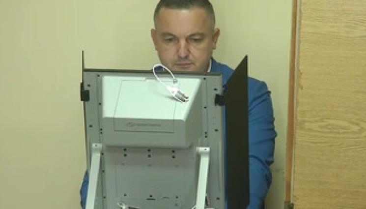 Иван Портних - Иван Портних: Гласувах срещу добре опакованите лъжи, срещу шарлатанията