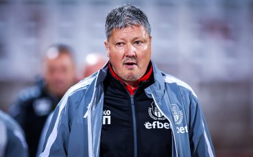 Треньорът на Хебър Любослав Пенев говори след поражението 0 3