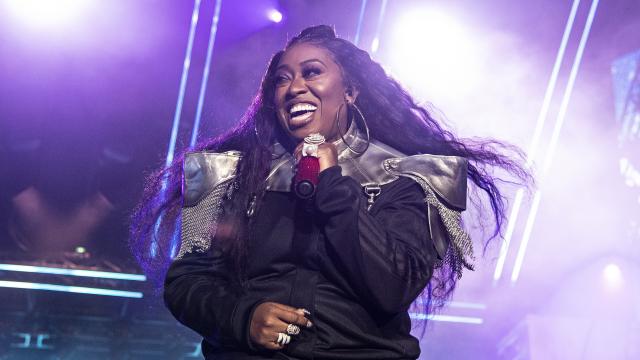 Миси Елиът e първата рапърка, въведена в Залата на славата на рокендрола