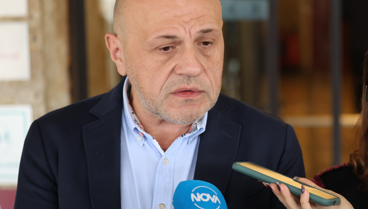 Томислав Дончев Десислава Атанасова - ЩЕ БУТАТНАТ ЛИ СГЛОБКАТА? ГЕРБ ще търсят сметка от министри, забавили управленската програма