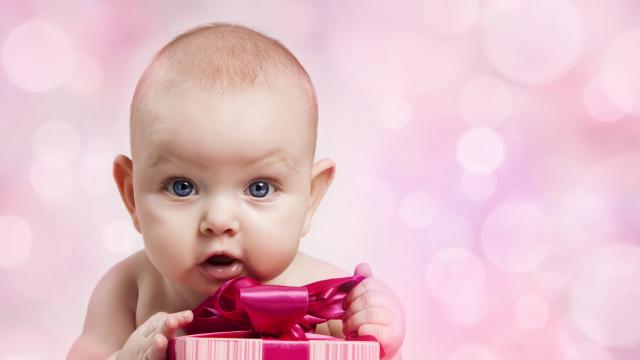 Защо да не трупаме парички за детето „в плик“ (ВИДЕО)