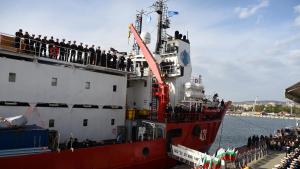 32 ата антарктическа експедиция с българския научноизследователски кораб Св св Кирил