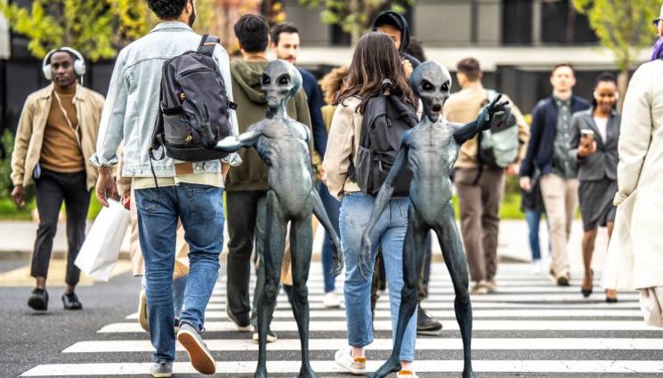 извънземни - ОТДАВНА НЕ СМЕ САМИ: Извънземните бродят сред нас, откакто свят светува