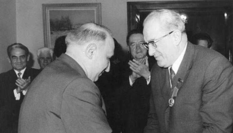 Тодор Живков и Юрий Андропов - ЕПОХАТА НА ТАТО: ДС и РУМНО – филиали на съветските служби