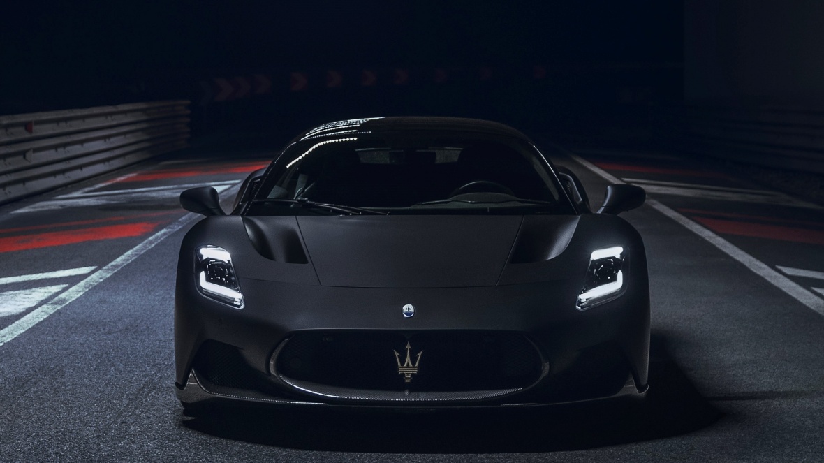 maserati mc20 notte