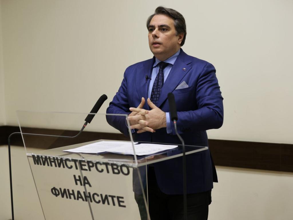 Министърът на финансите Асен Василев представи проекта на държавния бюджет