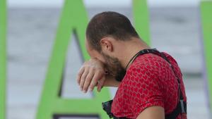 Олимпийският медалист Красимир Дунев спечели елиминационната битка срещу футболния съдия