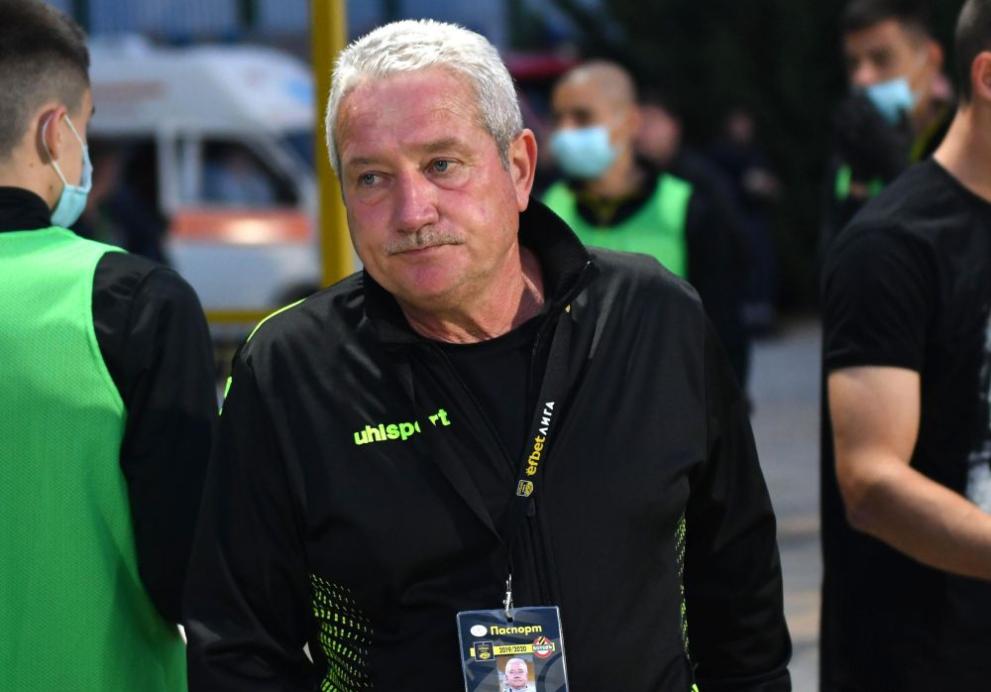 Още една спортна личност е сред жертвите на пътя днес.