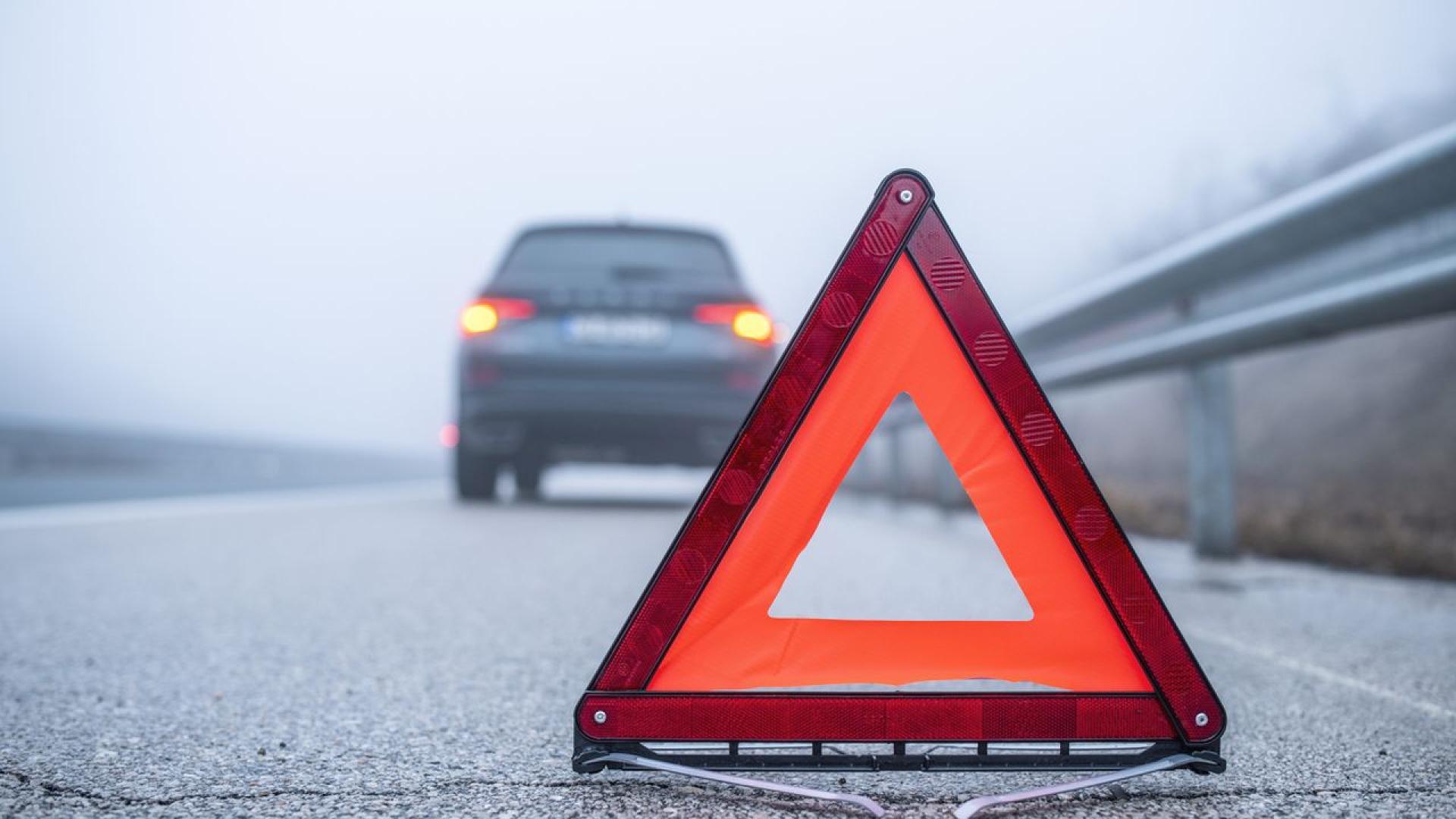 Един човек е загинал при тежка катастрофа на пътя Казанлък Стара