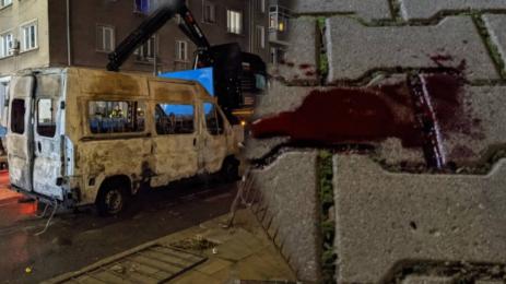 кръв протест бус