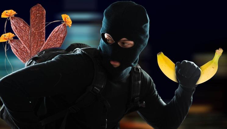 крадец - СТРАШЕН ЕКШЪН: Сериен крадец духна от патрулка, изпържиха го с електрошок!