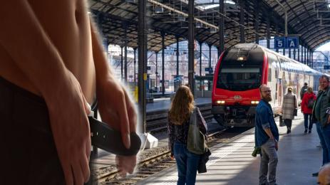 влак извратеняк