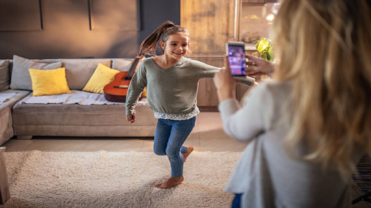 деца телефон