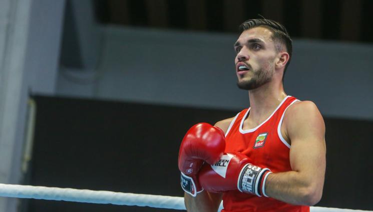 бокс - На бой за злато: Трима наши на финал на европейското до 22 г. в Будва