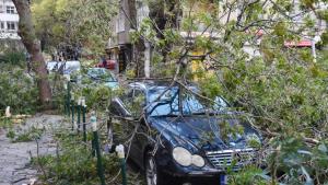 Остава обявеното бедствено положение във община Варна заради продължаващите аварийно възстановителни