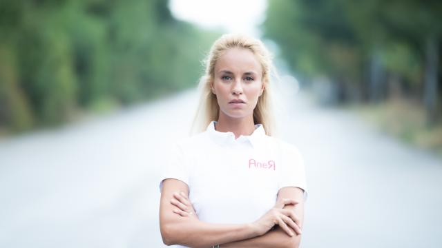 Стрелба и отвличане вдигат напрежението в „Алея на славата“