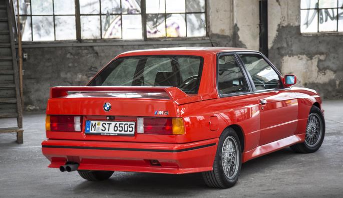  BMW M3 (E30)