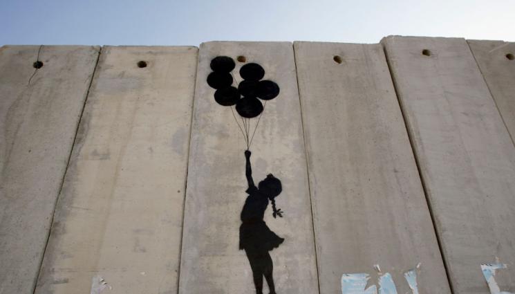 Банкси - КРАЙ НА МИСТЕРИЯТА: Художникът Банкси признал как е истинското му име