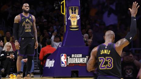 ЛеБрон Джеймс