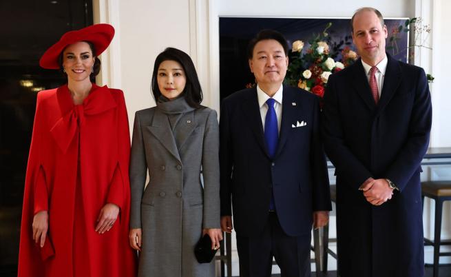 Принц Уилям и Кейт посрещнаха президента на Корея в Лондон