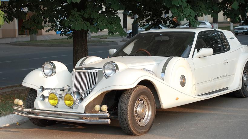 Mitsuoka Le Seyde